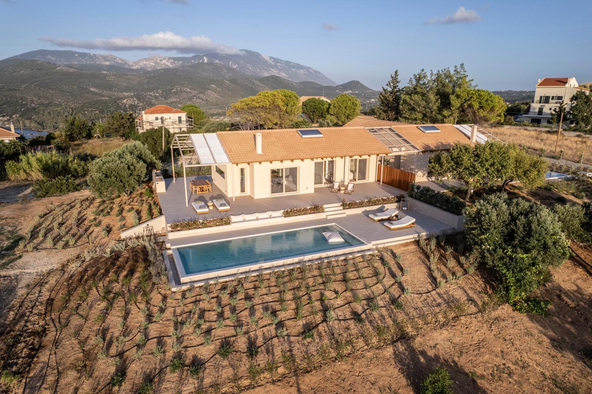 Avertosia Luxury Villas Argostoli  Eksteriør bilde